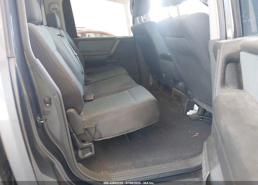 2005 NISSAN TITAN XE VIN: 1N6AA07B05N572685