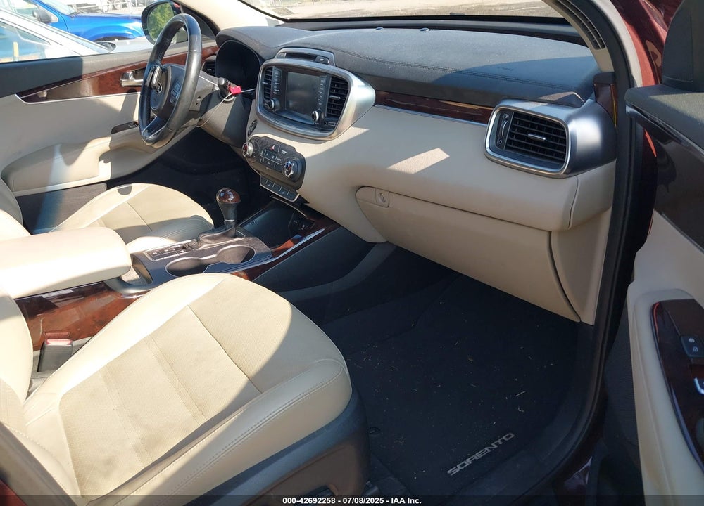 2017 KIA SORENTO VIN: 5XYPHDA53HG336658