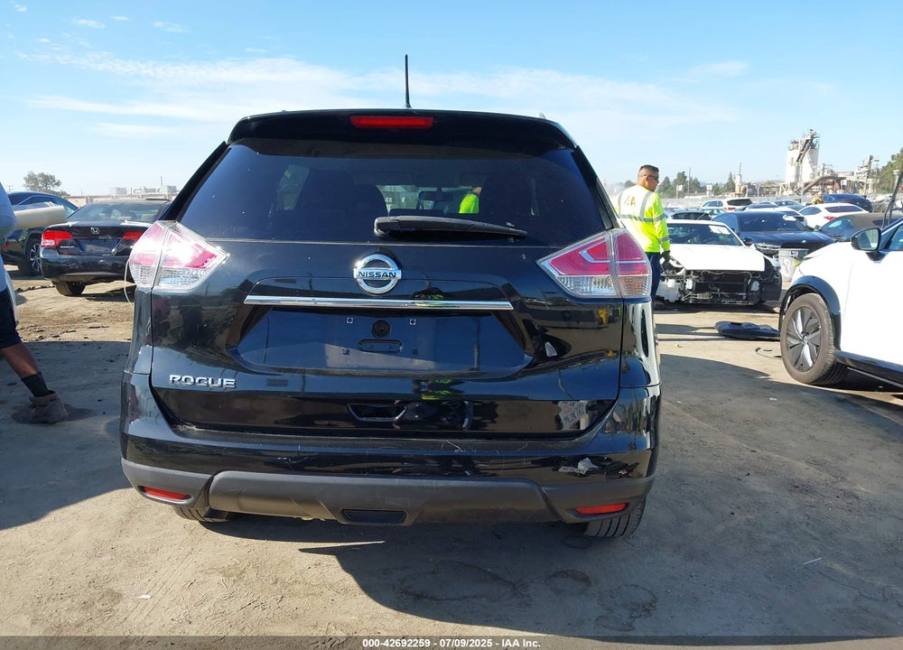 2016 NISSAN ROGUE VIN: 5N1AT2MN6GC801582