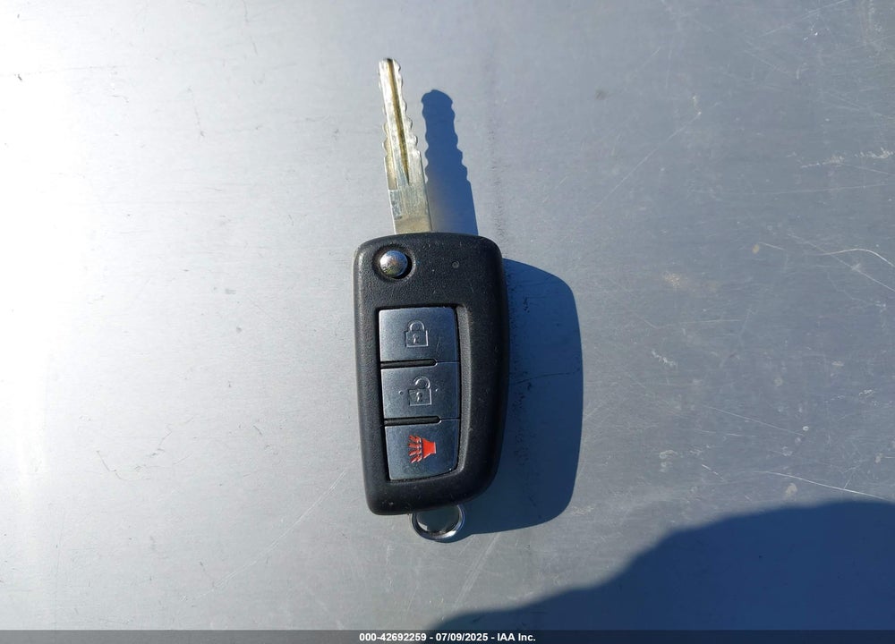 2016 NISSAN ROGUE VIN: 5N1AT2MN6GC801582
