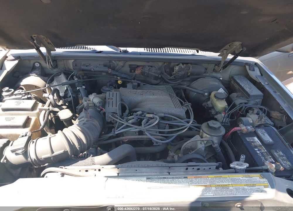 2001 MERCURY MOUNTAINEER VIN: 4M2ZU86P61UJ00123