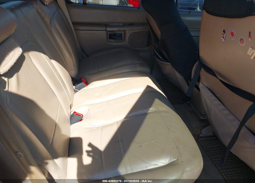 2001 MERCURY MOUNTAINEER VIN: 4M2ZU86P61UJ00123