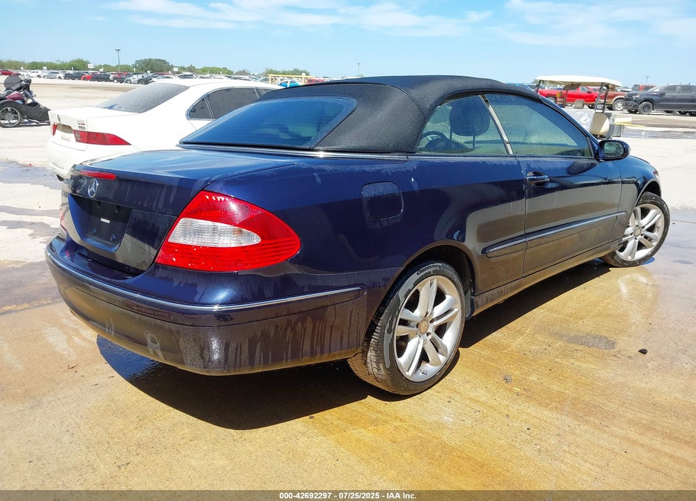2009 MERCEDES-BENZ CLK 350 VIN: WDBTK56F69T109623