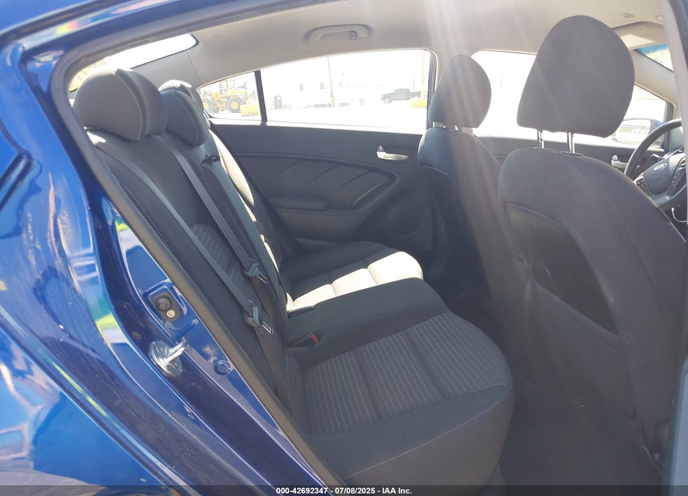 2017 KIA FORTE VIN: 3KPFL4A78HE030208
