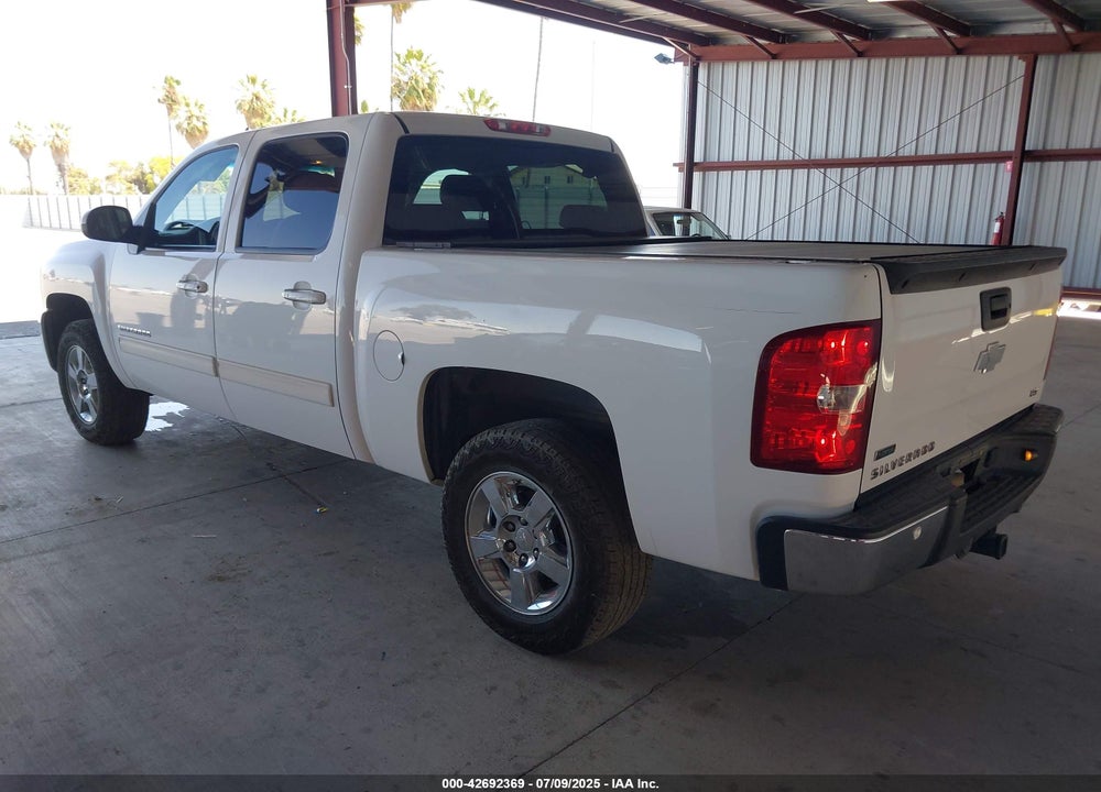 2011 CHEVROLET SILVERADO 1500 VIN: 3GCPCTE07BG350305