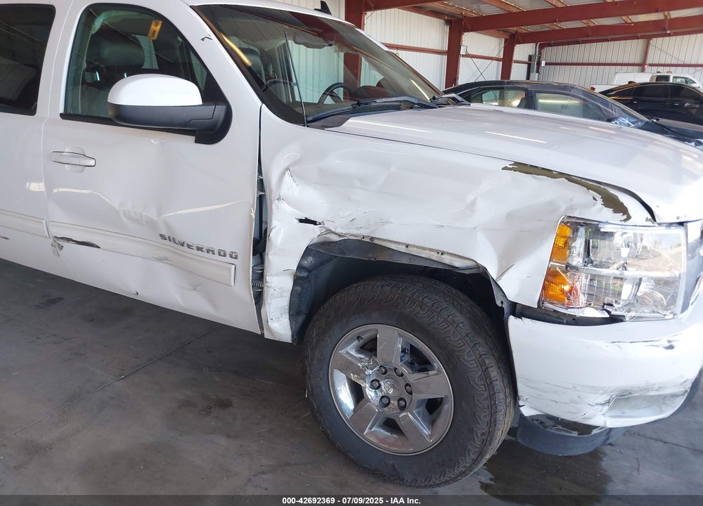 2011 CHEVROLET SILVERADO 1500 VIN: 3GCPCTE07BG350305
