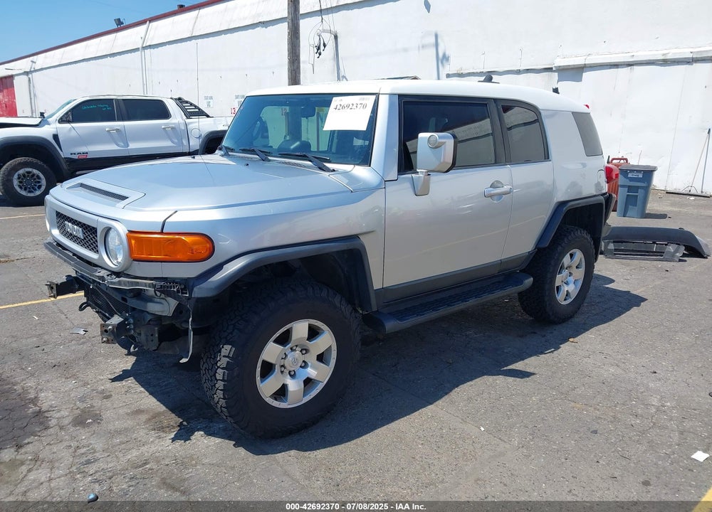 2007 TOYOTA FJ CRUISER VIN: JTEBU11FX70044969