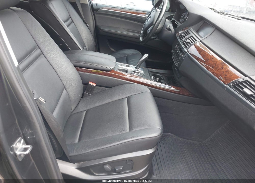 2011 BMW X5 XDRIVE35D VIN: 5UXZW0C51BL371858