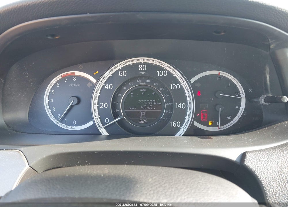 2015 HONDA ACCORD VIN: 1HGCR2F36FA216004