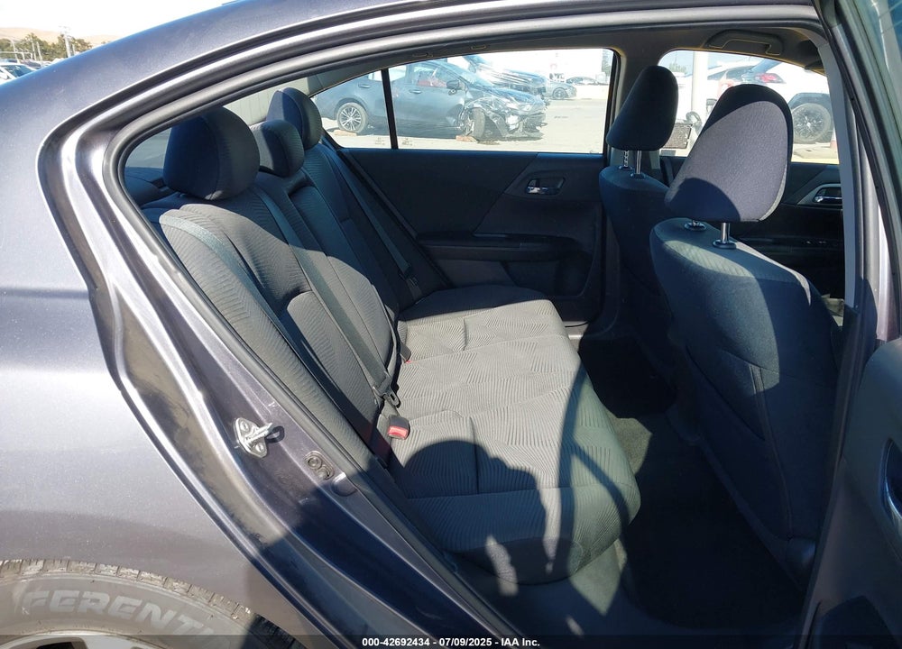 2015 HONDA ACCORD VIN: 1HGCR2F36FA216004