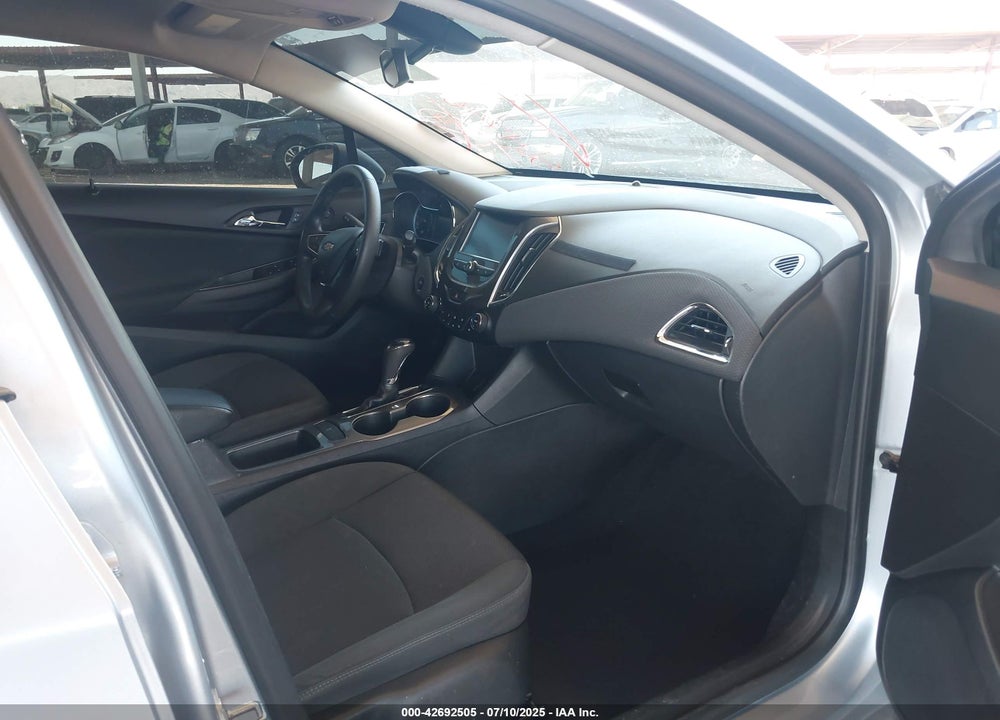 2017 CHEVROLET CRUZE VIN: 3G1BE5SM1HS564745