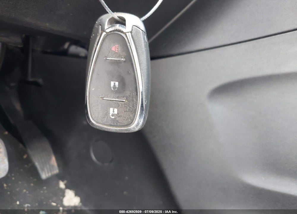 2018 CHEVROLET EQUINOX VIN: 2GNAXHEV5J6201007