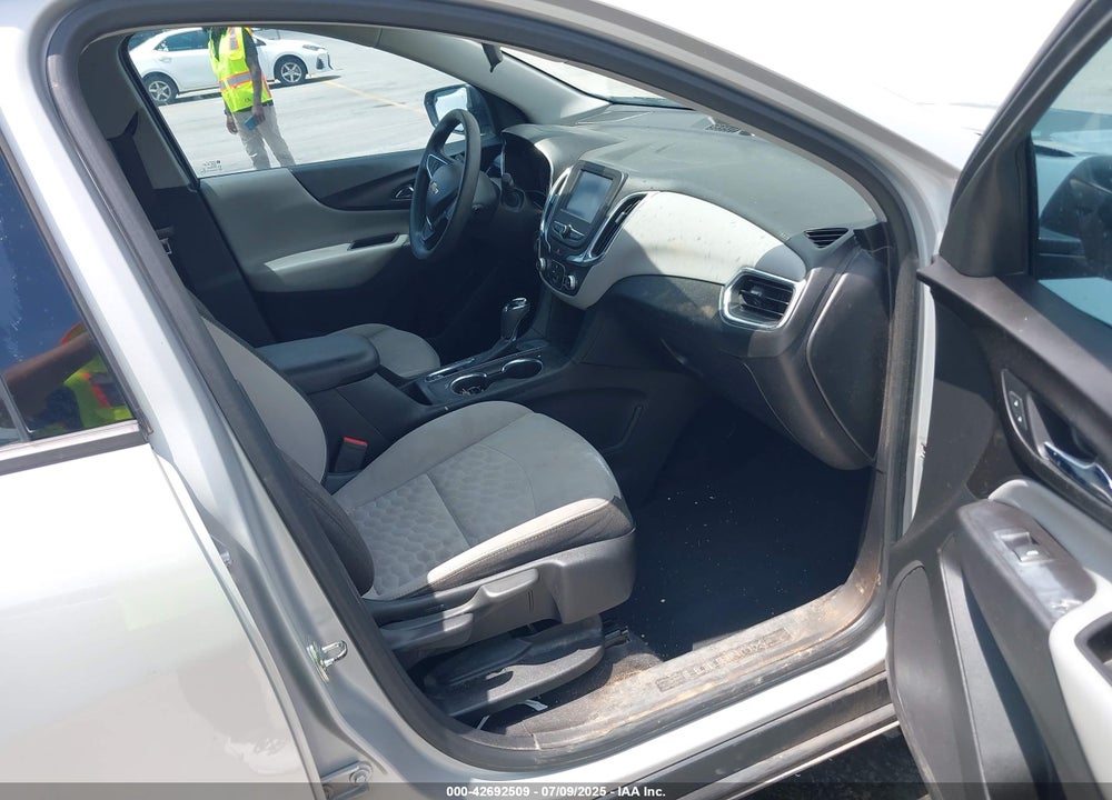 2018 CHEVROLET EQUINOX VIN: 2GNAXHEV5J6201007