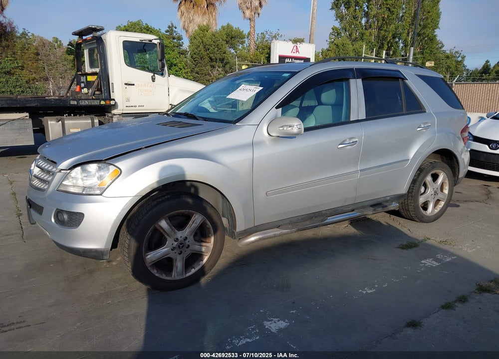 2008 MERCEDES-BENZ ML 350 4MATIC VIN: 4JGBB86E18A307571