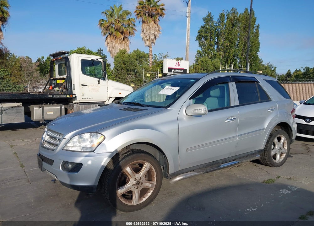 2008 MERCEDES-BENZ ML 350 4MATIC VIN: 4JGBB86E18A307571