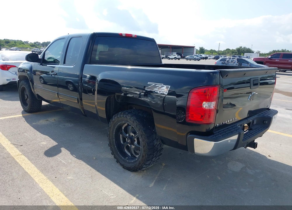 2007 CHEVROLET SILVERADO 1500 VIN: 1GCEK19027Z597120