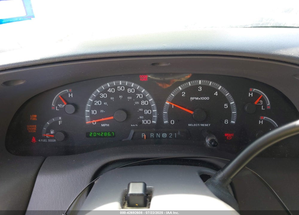 2004 FORD F-150 HERITAGE XL/XLT VIN: 2FTRX18W84CA30136