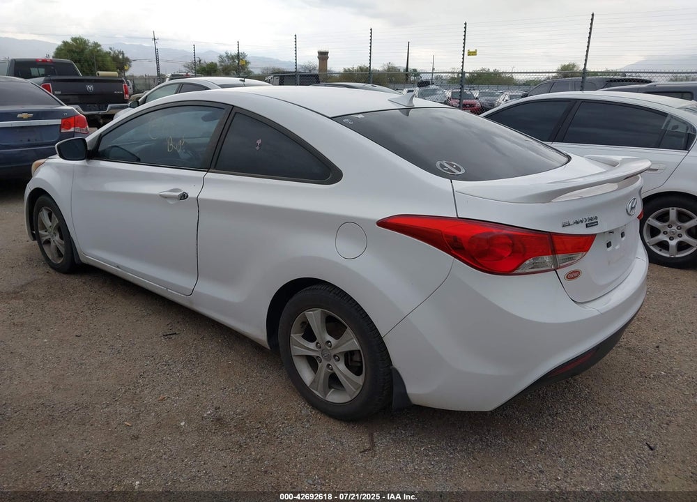 2013 HYUNDAI ELANTRA VIN: KMHDH6AE2DU018498