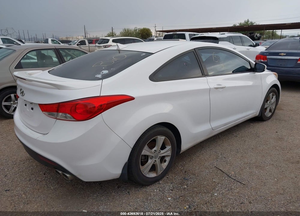 2013 HYUNDAI ELANTRA VIN: KMHDH6AE2DU018498