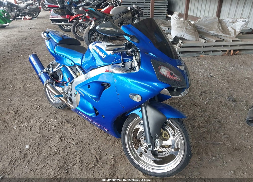 2001 KAWASAKI ZX600 J1 VIN: JKAZX4J101A040019