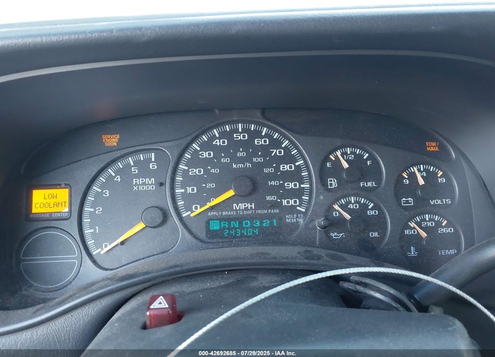 2001 CHEVROLET SUBURBAN 1500 VIN: 3GNFK16T51G255291