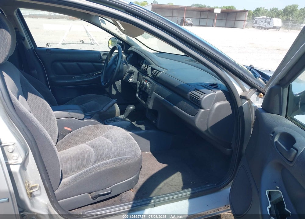 2003 DODGE STRATUS SXT VIN: 1B3EL46X03N551160
