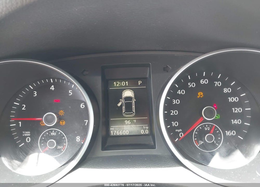 2013 VOLKSWAGEN JETTA VIN: 3VWPP7AJ1DM635822