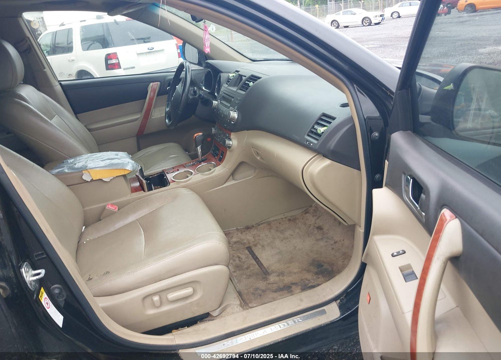 2010 TOYOTA HIGHLANDER VIN: 5TDYK3EH3AS009660