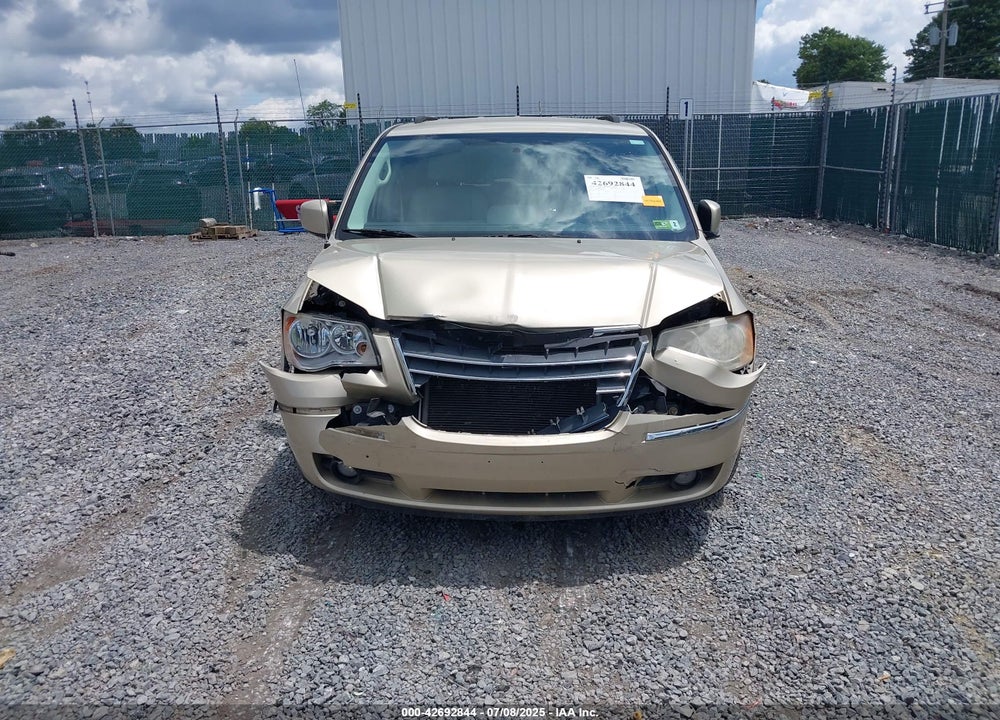 2010 CHRYSLER TOWN & COUNTRY TOURING VIN: 2A4RR5D15AR298897