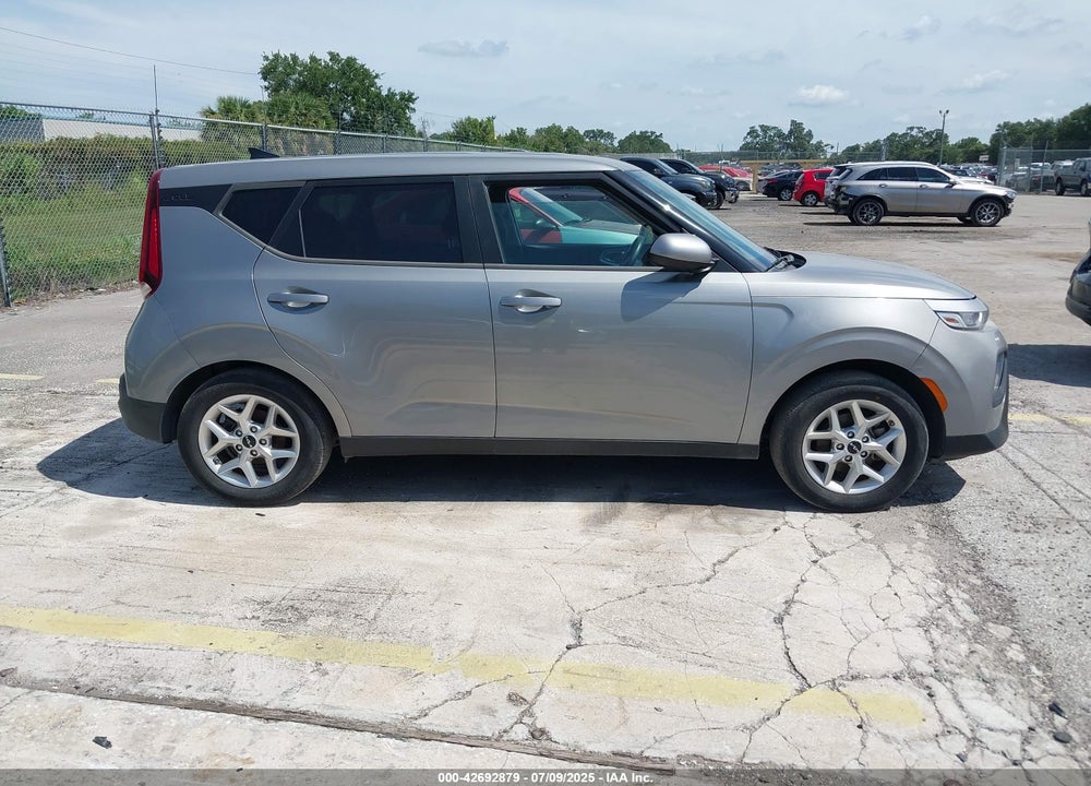2022 KIA SOUL VIN: KNDJ23AU6N7809227