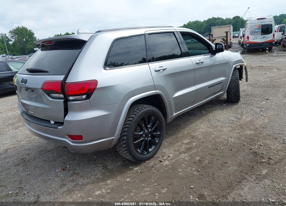 2017 JEEP GRAND CHEROKEE ALTITUDE 4X4 VIN: 1C4RJFAG0HC925004