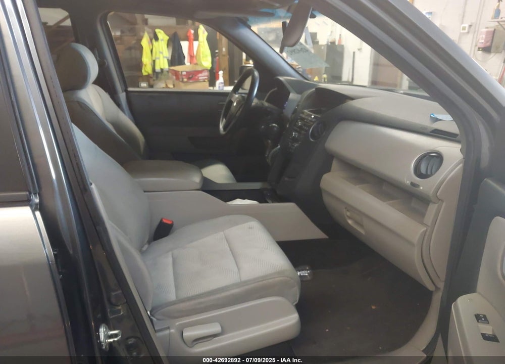 2012 HONDA PILOT VIN: 5FNYF4H26CB025408