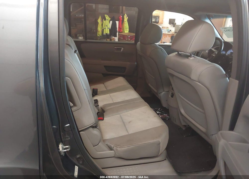 2012 HONDA PILOT VIN: 5FNYF4H26CB025408