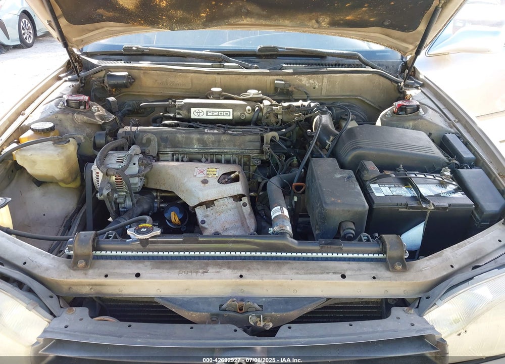 1994 TOYOTA CAMRY LE VIN: JT2SK12E4R0209720