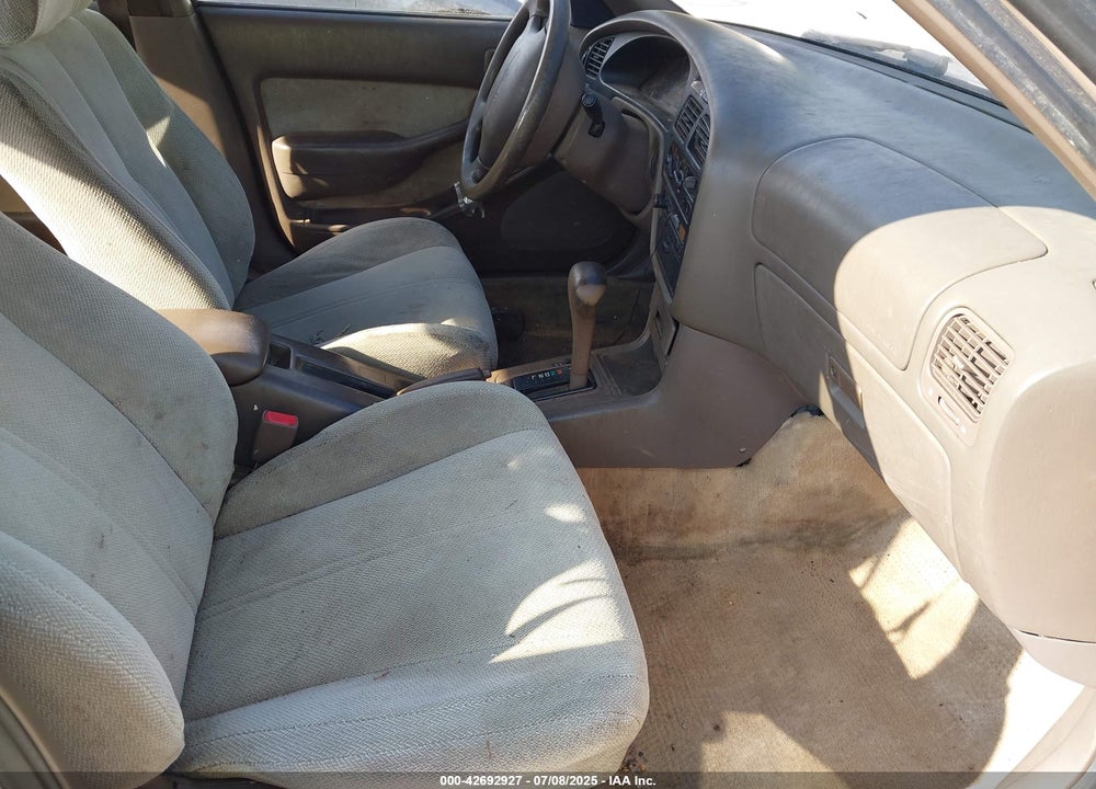 1994 TOYOTA CAMRY LE VIN: JT2SK12E4R0209720