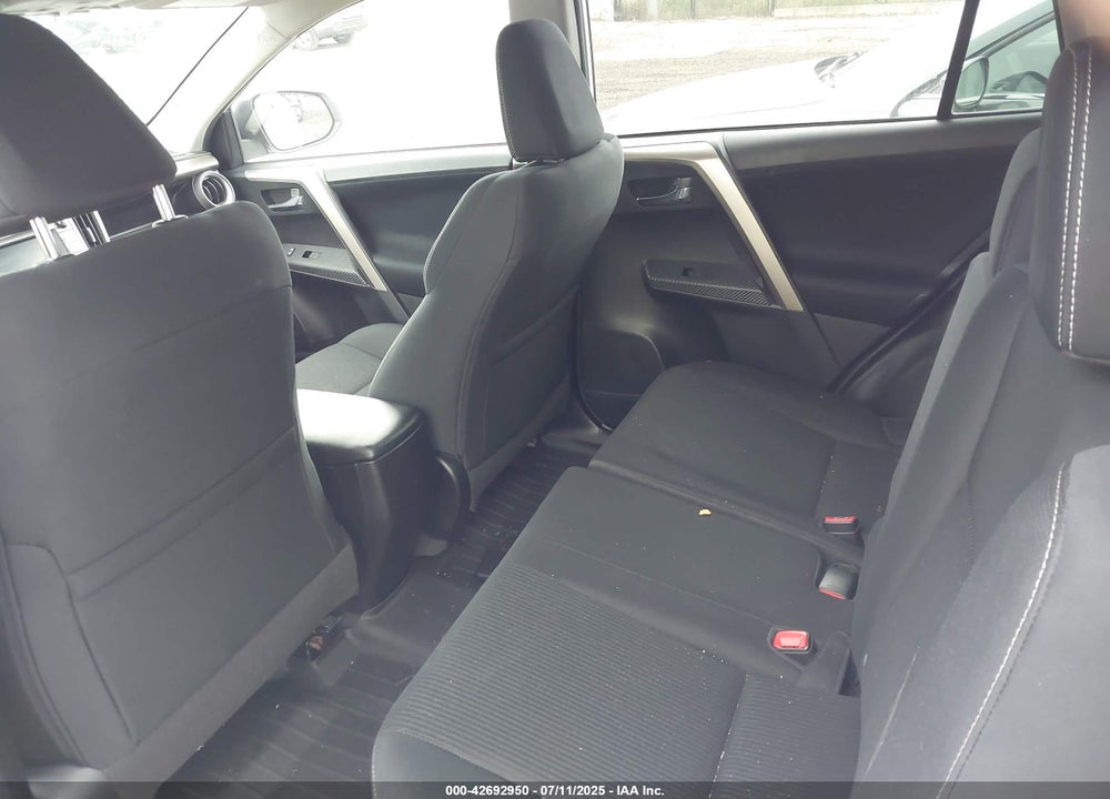 2015 TOYOTA RAV4 VIN: 2T3RFREV8FW394835