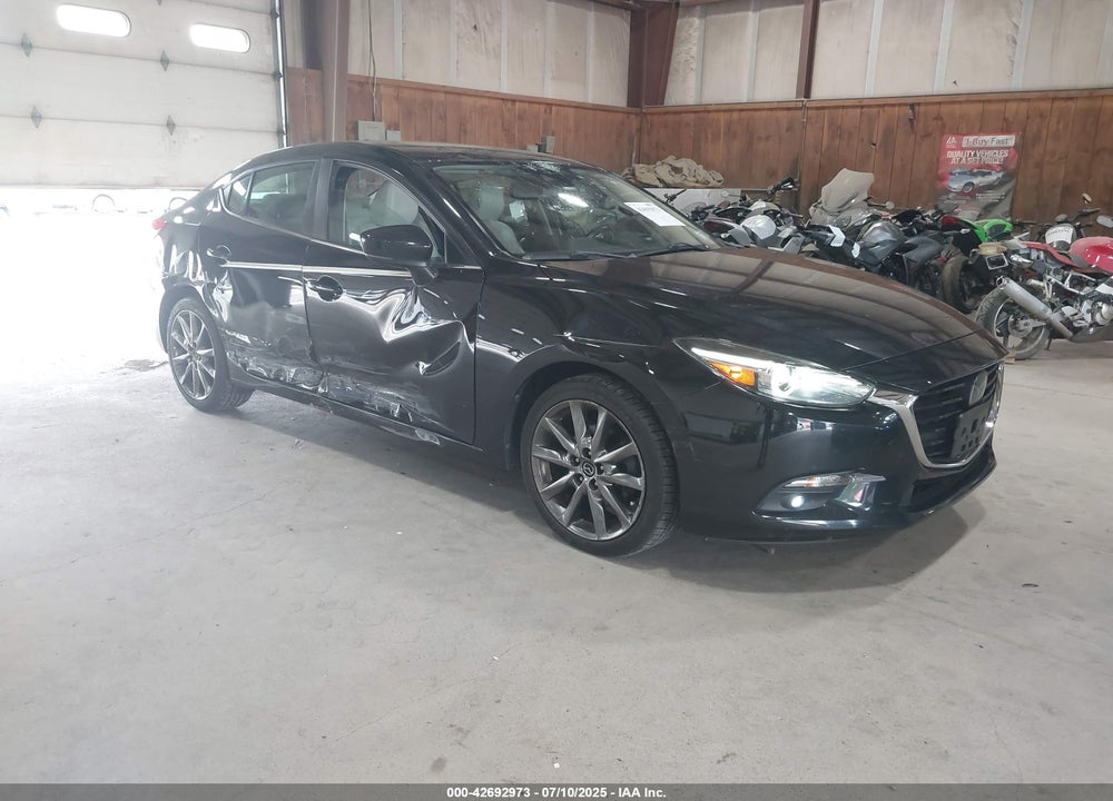2018 MAZDA 3 GRAND TOURING VIN: 3MZBN1W38JM164738