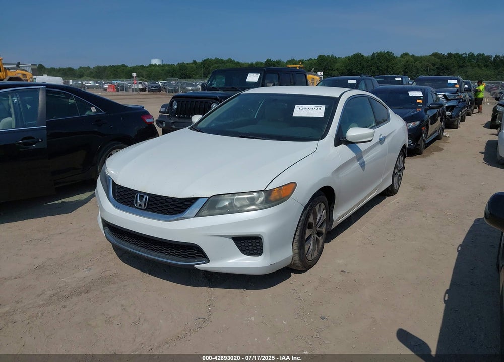 2014 HONDA ACCORD VIN: 1HGCT1B39EA011163