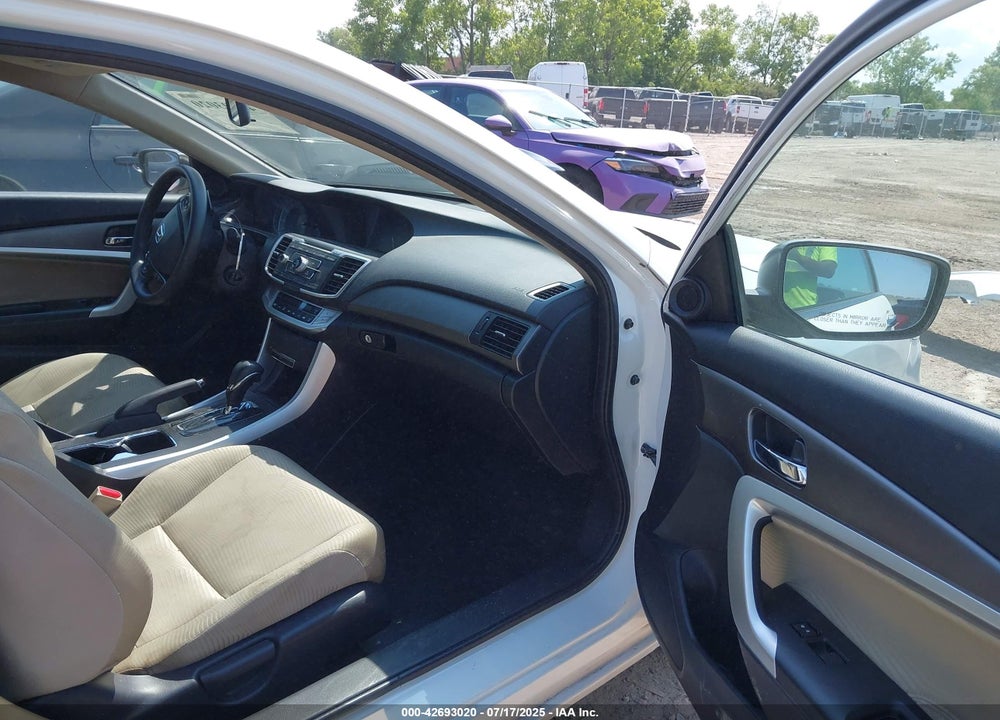 2014 HONDA ACCORD VIN: 1HGCT1B39EA011163