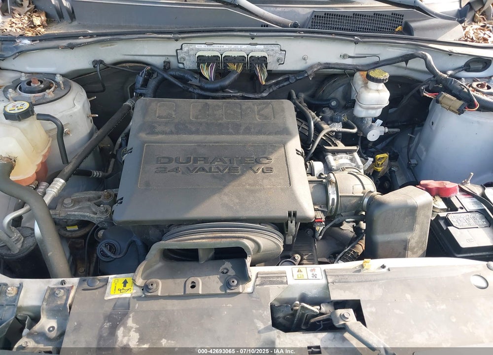 2011 FORD ESCAPE VIN: 1FMCU9EG1BKC16955