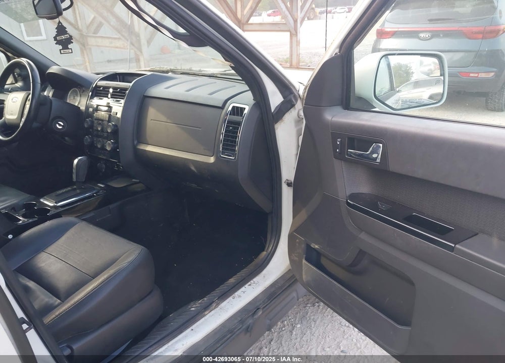 2011 FORD ESCAPE VIN: 1FMCU9EG1BKC16955