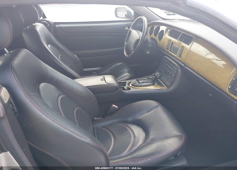 2001 JAGUAR XKR VIN: SAJDA42B11PA12062