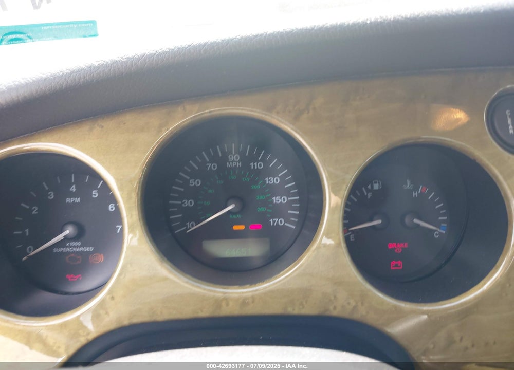2001 JAGUAR XKR VIN: SAJDA42B11PA12062
