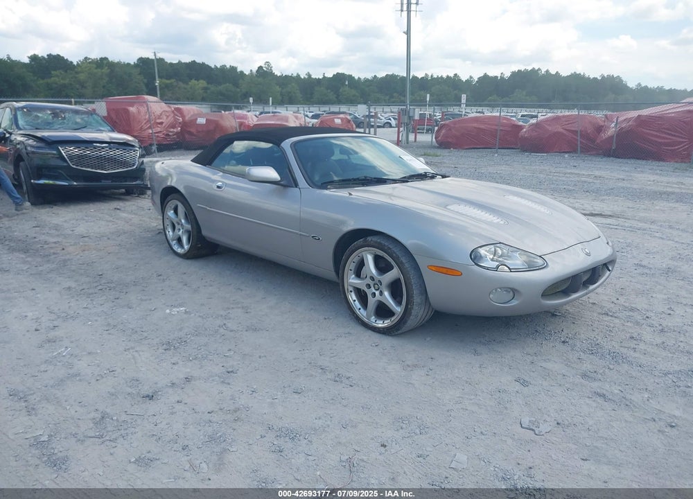 2001 JAGUAR XKR VIN: SAJDA42B11PA12062