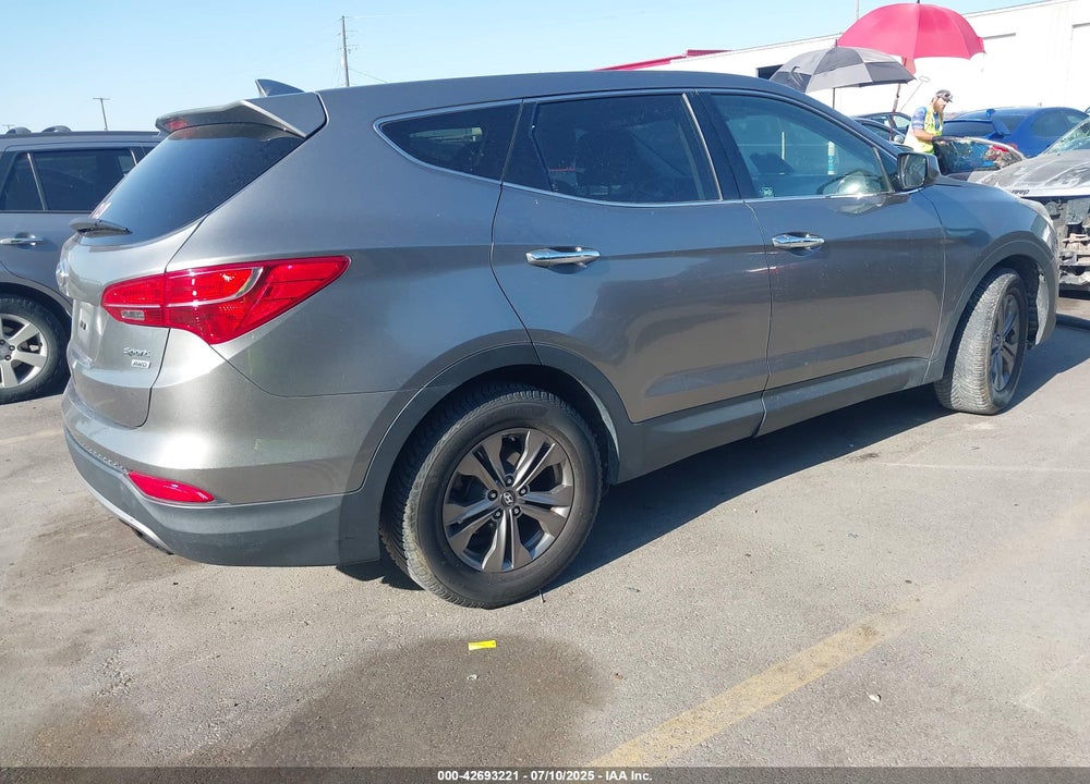 2013 HYUNDAI SANTA FE VIN: 5XYZTDLB4DG007794