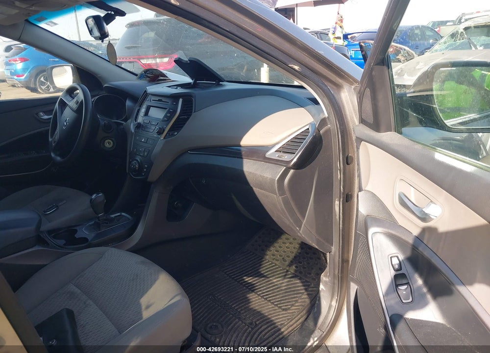 2013 HYUNDAI SANTA FE VIN: 5XYZTDLB4DG007794