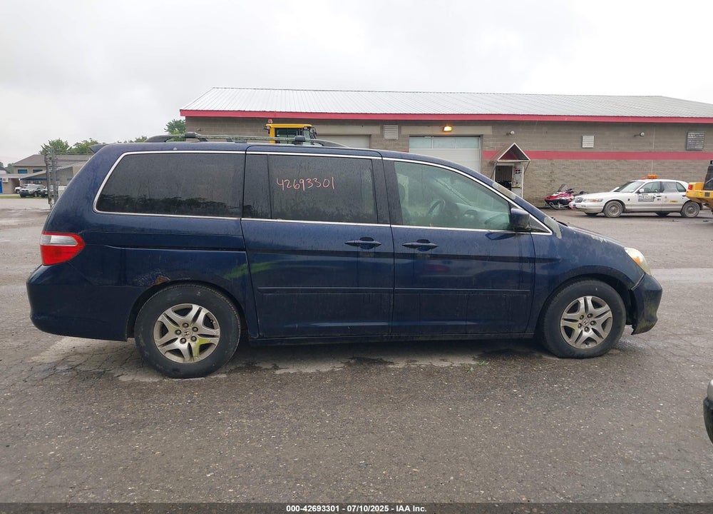 2005 HONDA ODYSSEY EX-L VIN: 5FNRL38725B001662