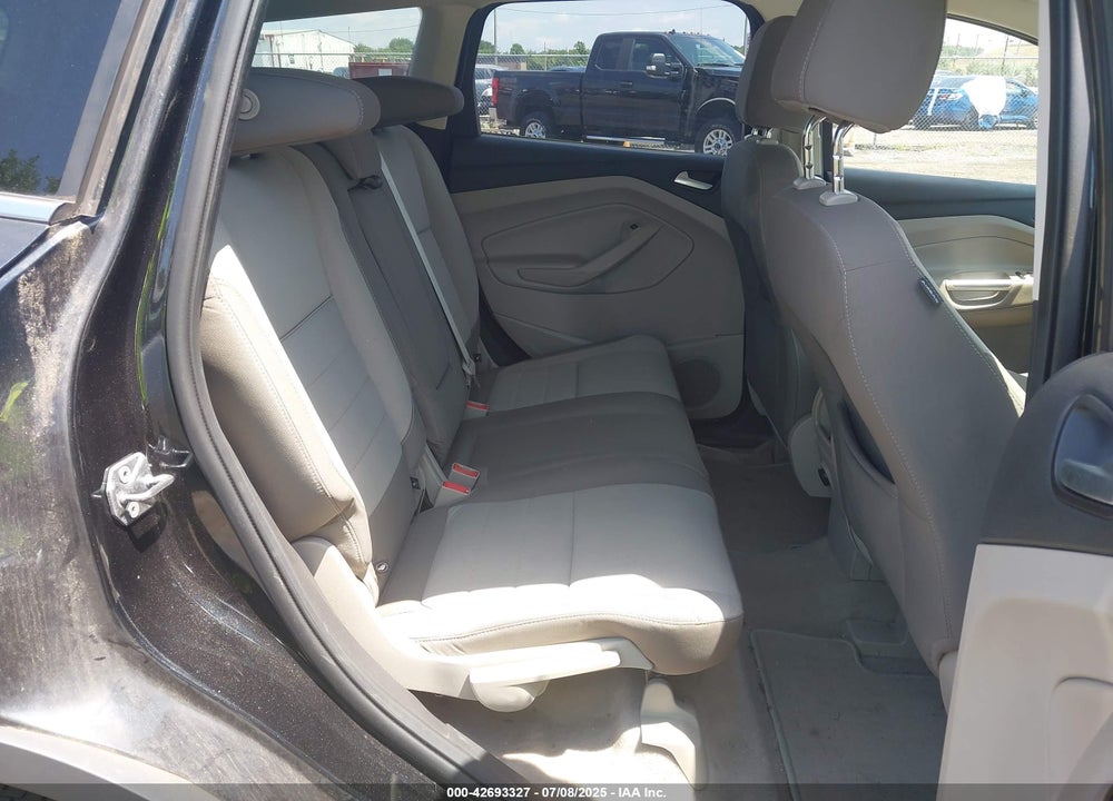 2015 FORD ESCAPE VIN: 1FMCU0G72FUA13981