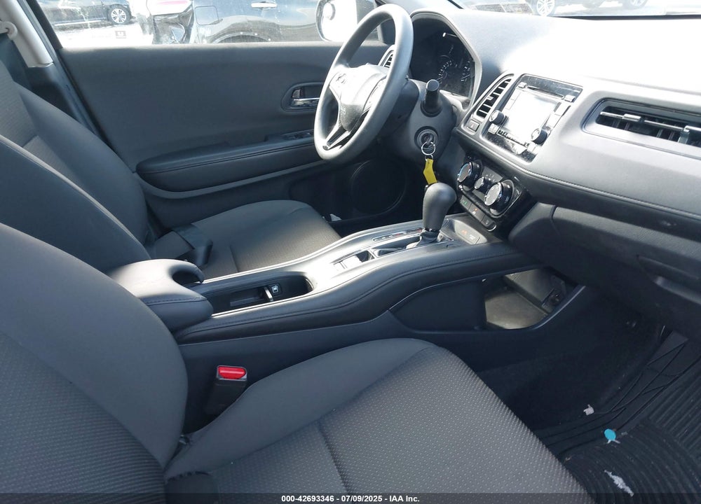 2019 HONDA HR-V VIN: 3CZRU6H34KG710038