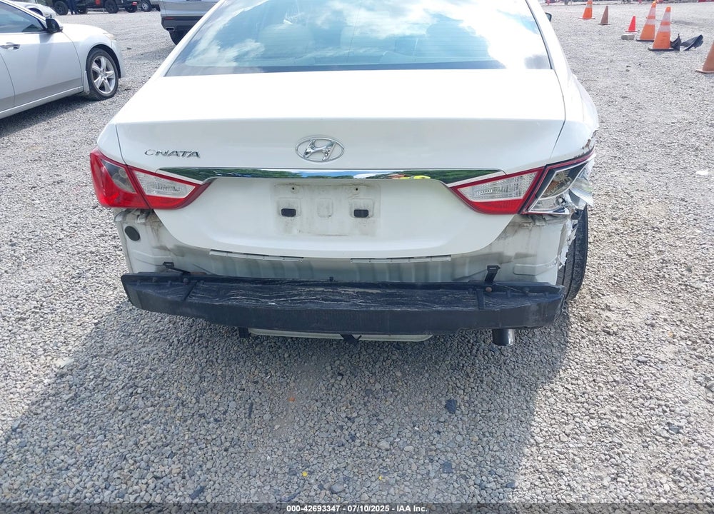 2011 HYUNDAI SONATA VIN: 5NPEB4AC0BH296739